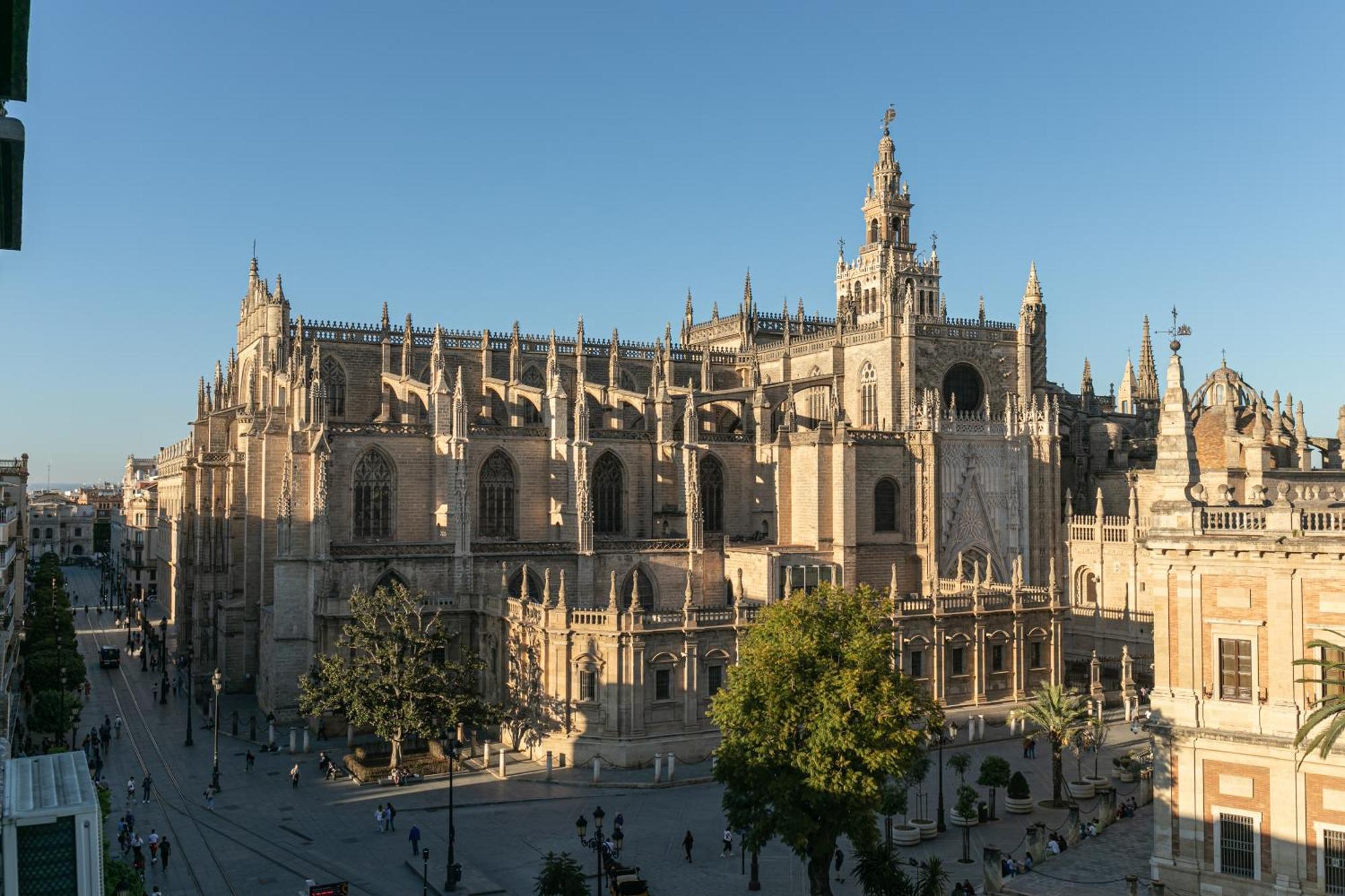 Isg Apartments Catedral Sevilla Exteriör bild